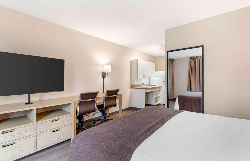 Extended Stay America Suites Asheville Tunnel Rd - photo 15