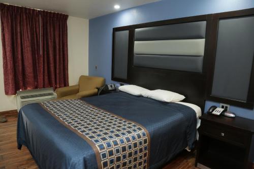 Theroff's Motel - photo 21