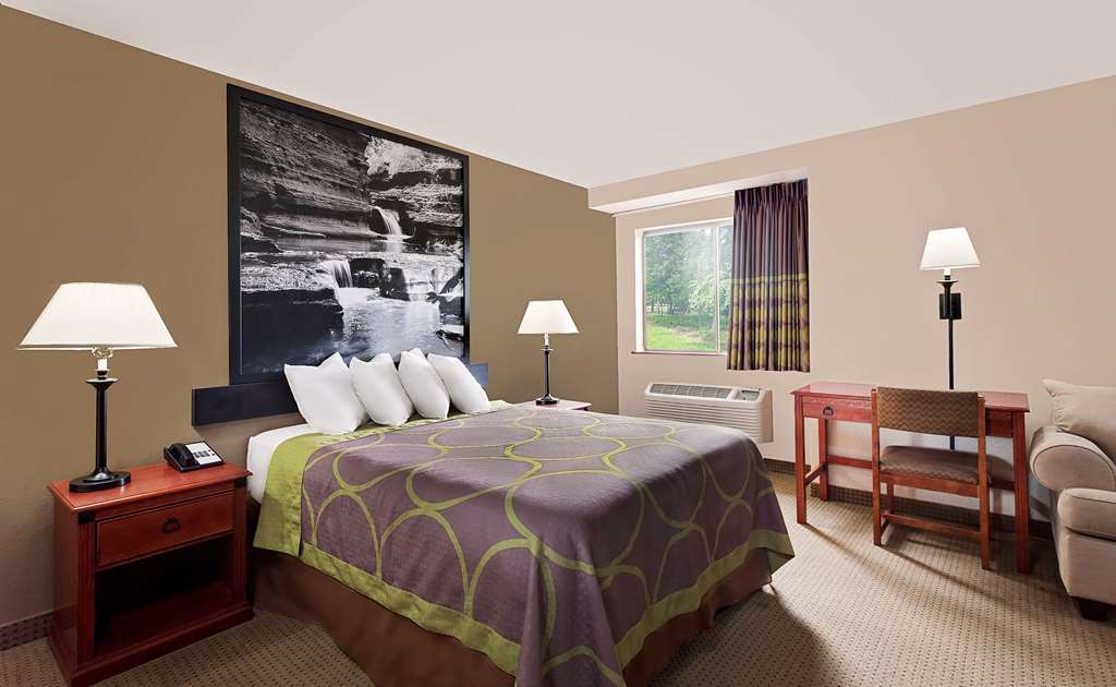 Super 8 by Wyndham Ithaca - photo 8