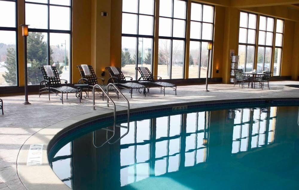 Holiday Inn Pewaukee Milwaukee West by IHG - photo 13