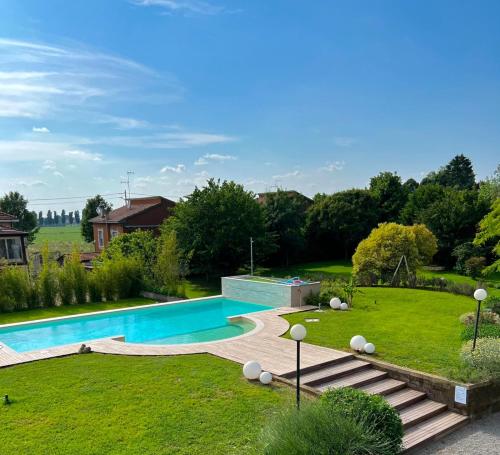 Agriturismo La Boschina — 4-Star Luxury Hotel in Crema, Italy