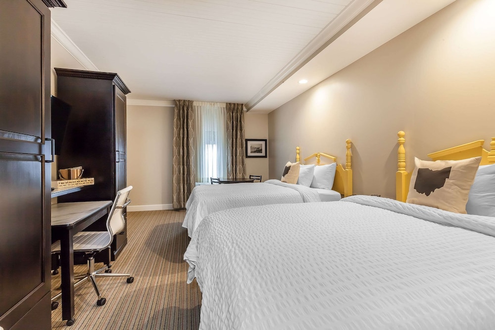 The Aurora Inn - photo 11