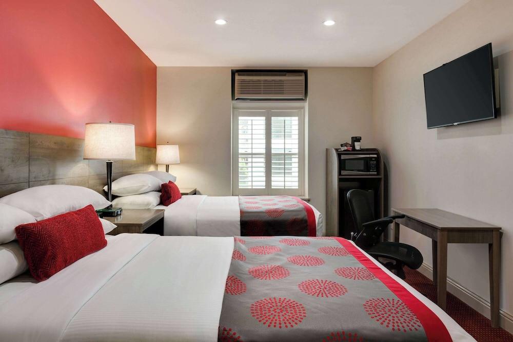 Ramada By Wyndham Oakland Downtown City Center - photo 17