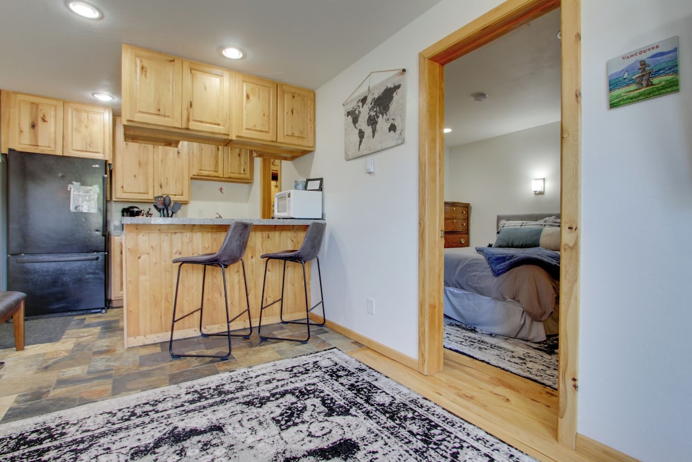 Modern Mountain View Condo at Big Sky Resort - photo 6
