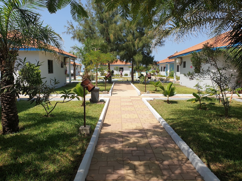 Sunswing Hotel - last minute hotel in Serekunda