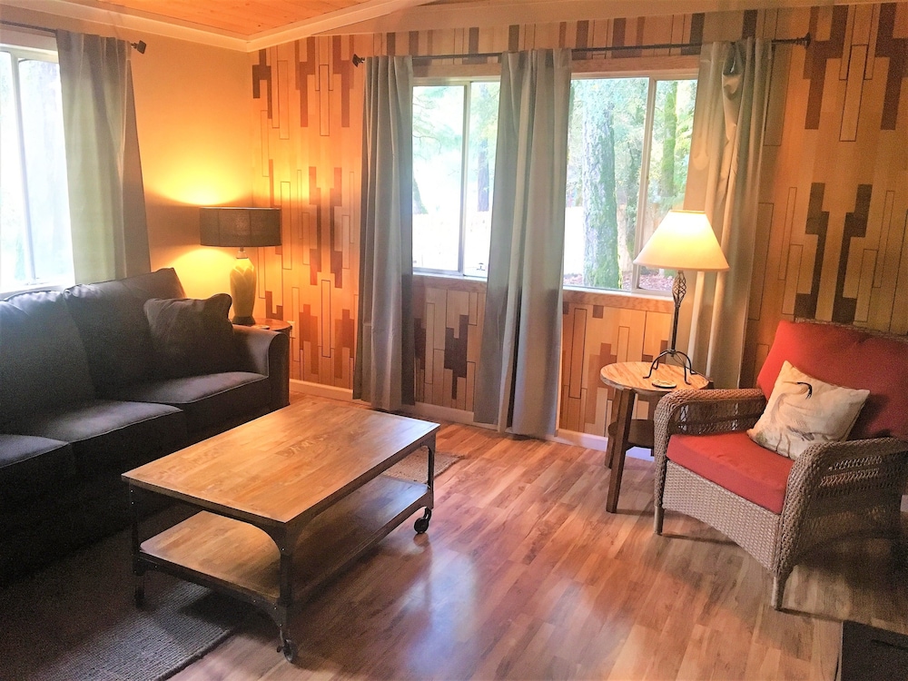China Creek Cottages - photo 53