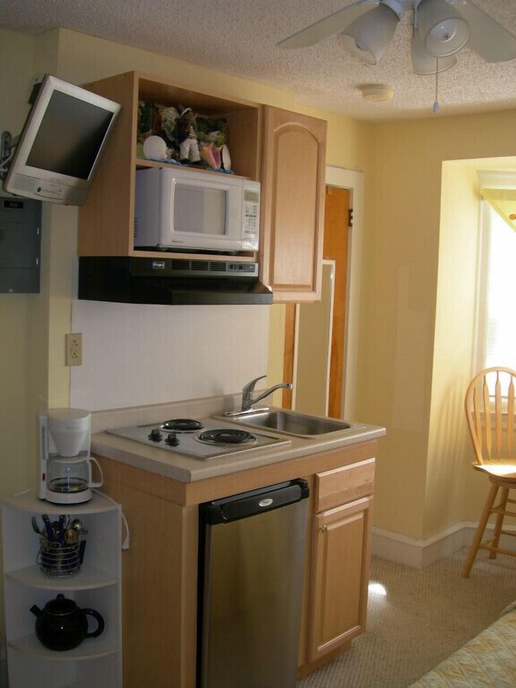 Homestead Beach Hotel - photo 17