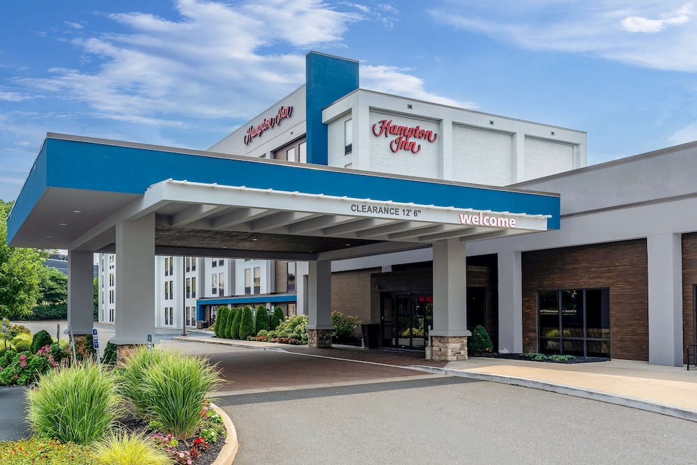 Hampton Inn Woodbridge - featured photo
