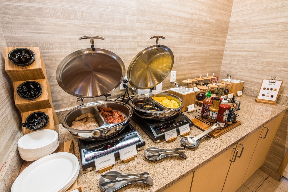 TownePlace Suites by Marriott Gilford - photo 38