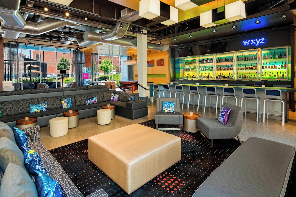 Aloft Milwaukee Downtown - photo 37