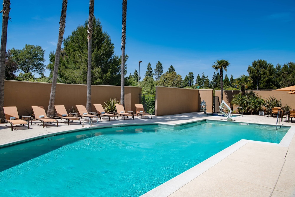 Courtyard by Marriott Newark Silicon Valley - photo 32