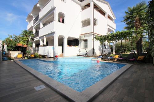 Dr. Igda Apartments — 4-Star Luxury Hotel in Porec, Croatia