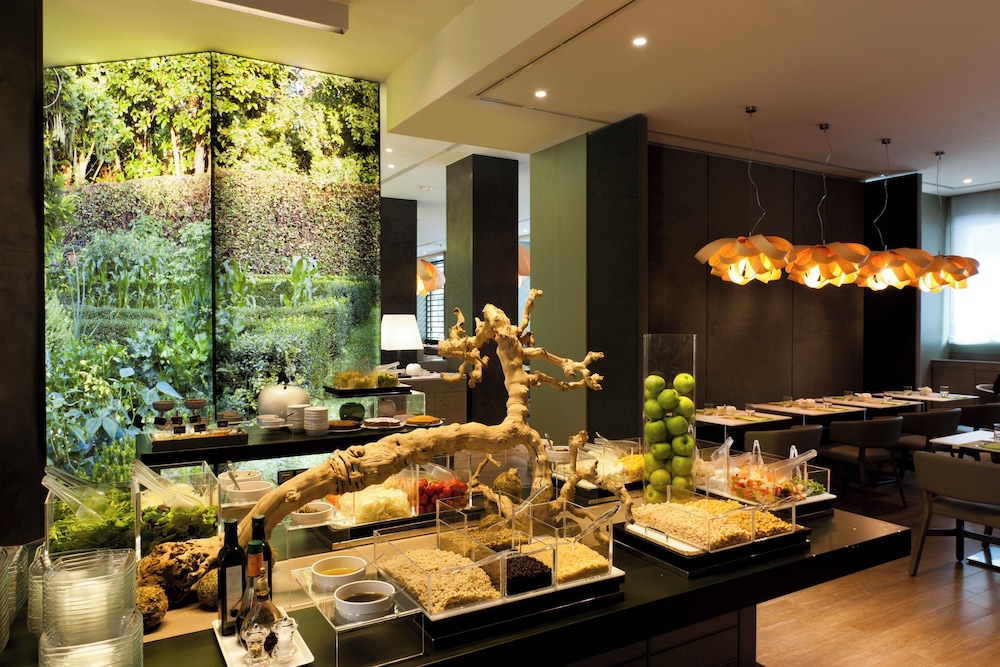 מזון ומשקאות