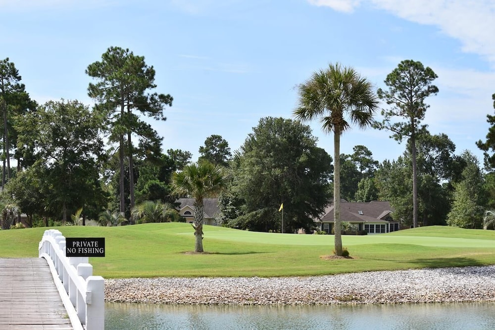 Golf Course Onsite Home 3008L with Outdoor Pool and Resort Amenities by RedAwning - photo 8