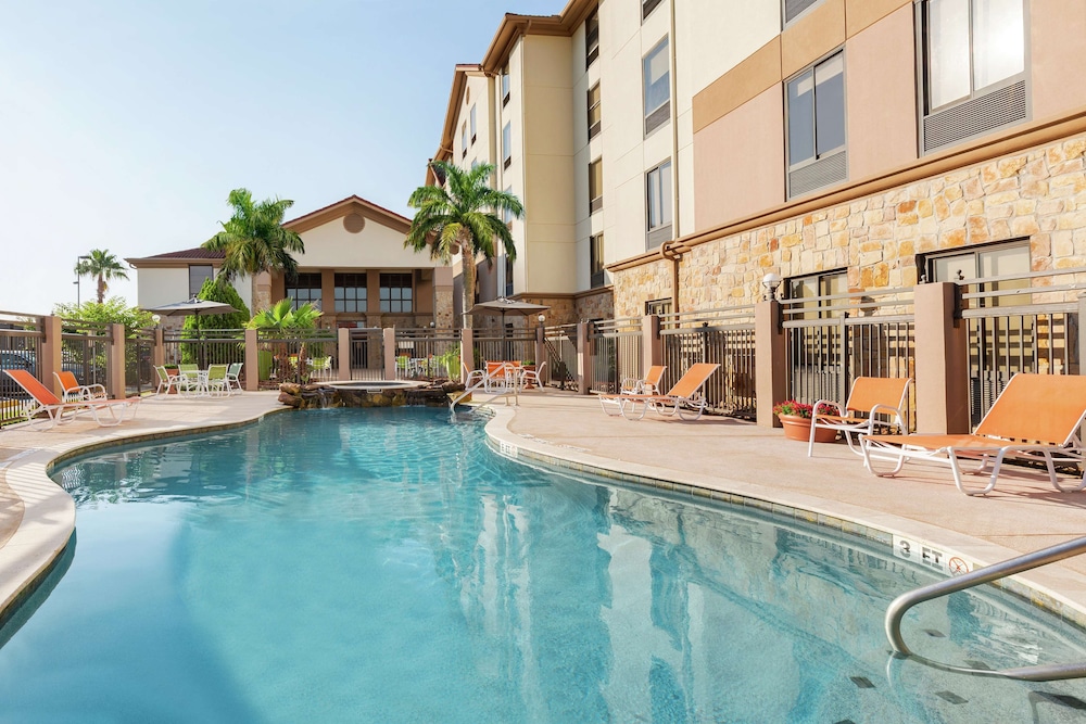 Hampton Inn & Suites Houston Clear Lake Nasa Area - photo 43