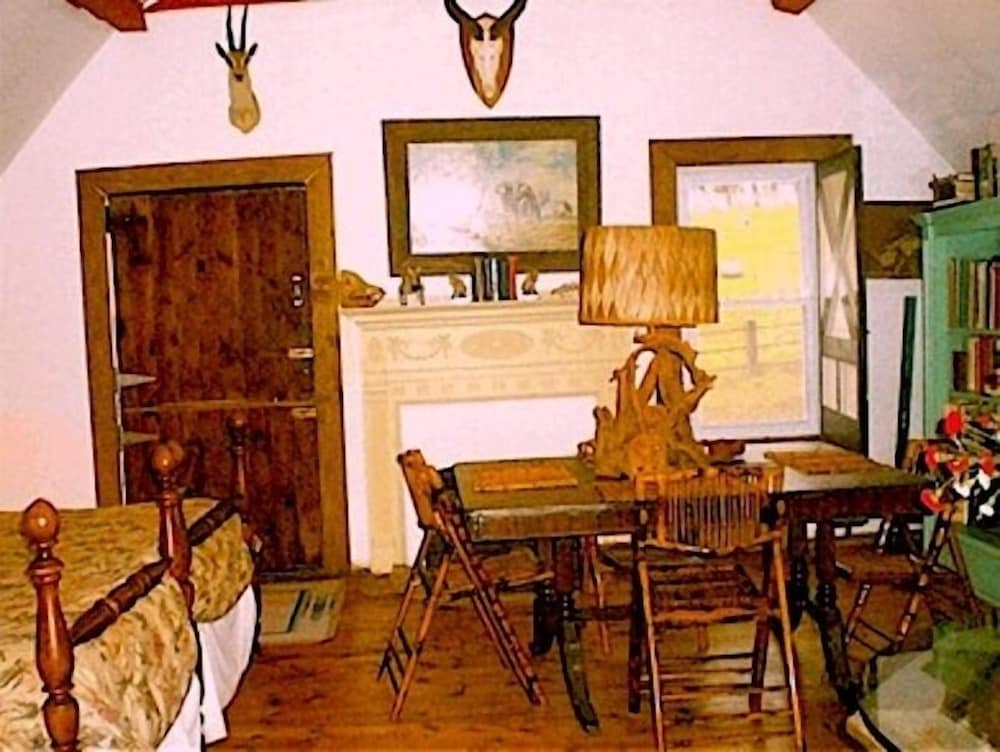Whistler's Inn Bed & Breakfast - photo 12