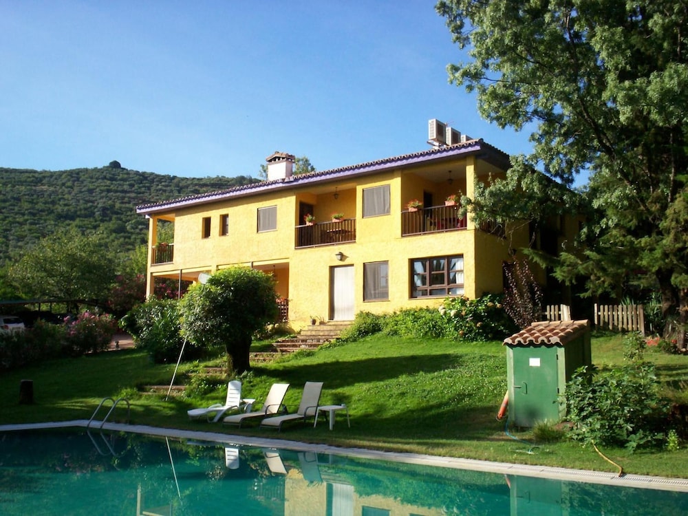 Hotel Rural Xerete — hotel in Navaconcejo