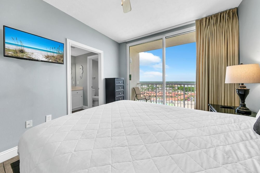 Majestic Beach Towers 2 1509 - photo 13