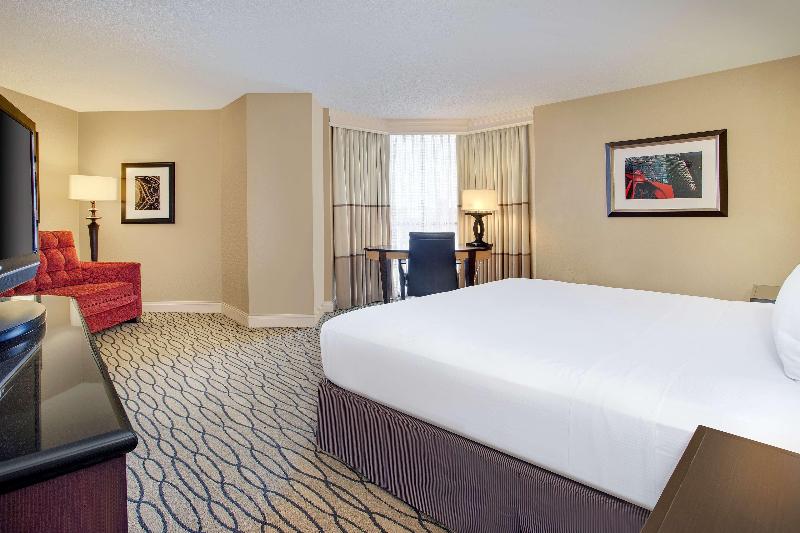 Hilton Rosemont Chicago O'Hare - photo 73