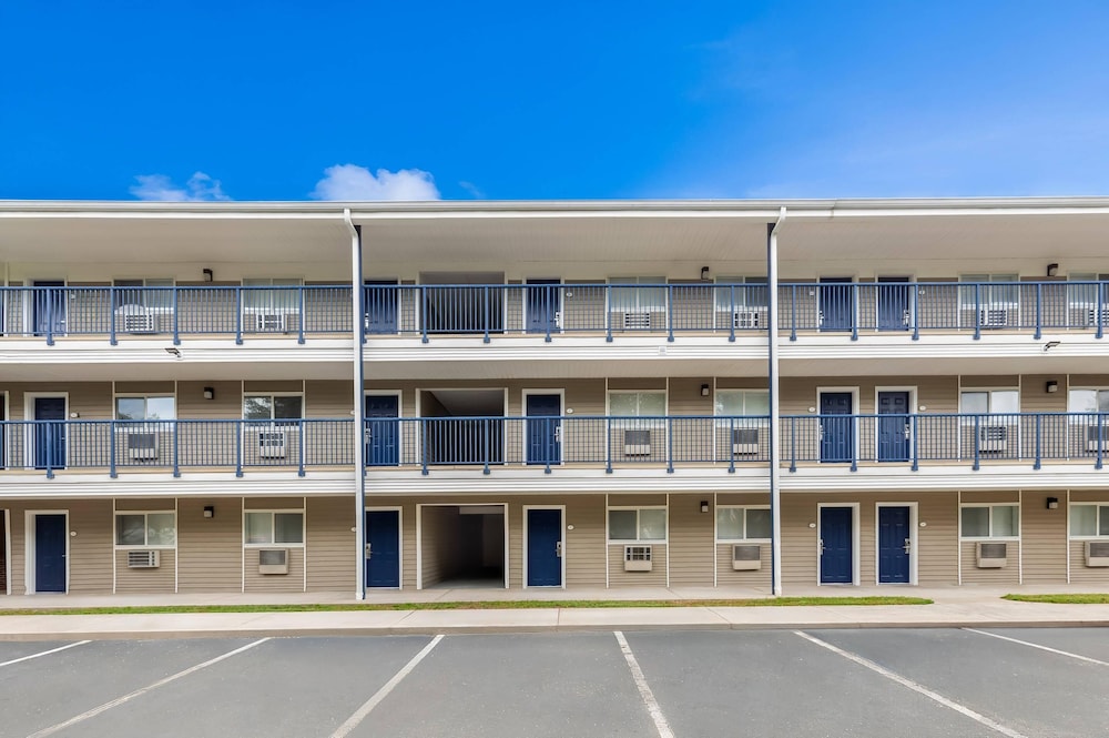 Birch Hill Suites Lakeland - photo 52