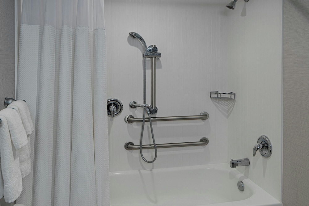 Courtyard by Marriott Springfield Downtown - photo 25