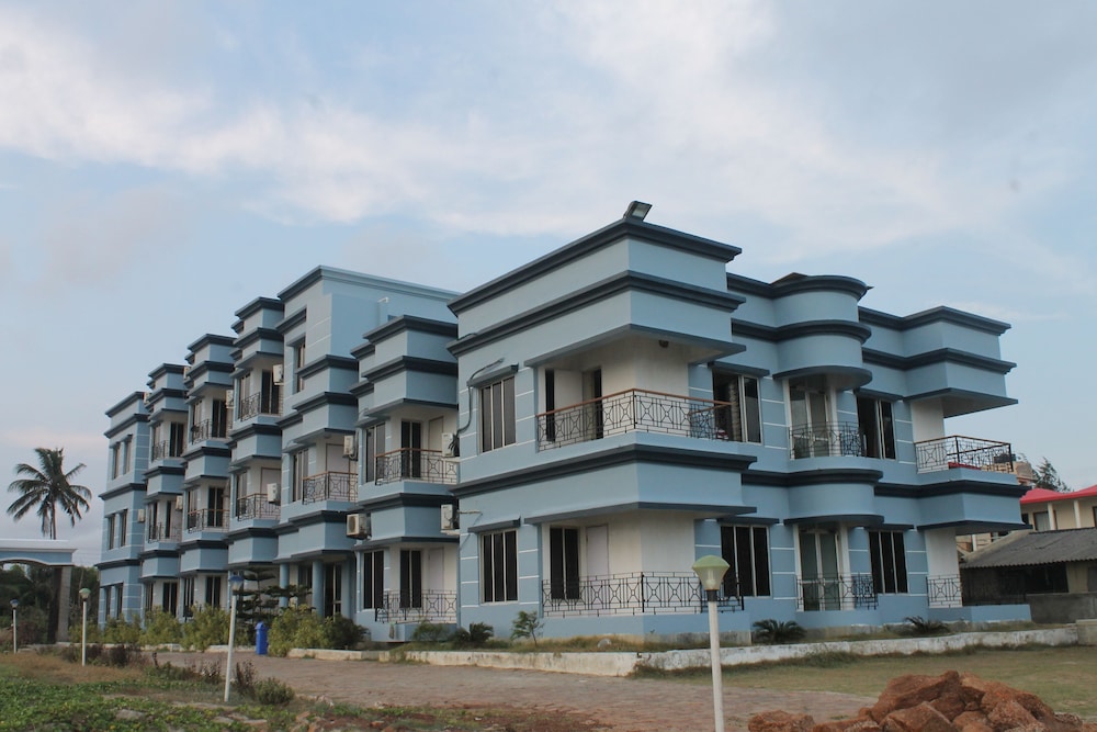 Arya Beach Resort — Contai