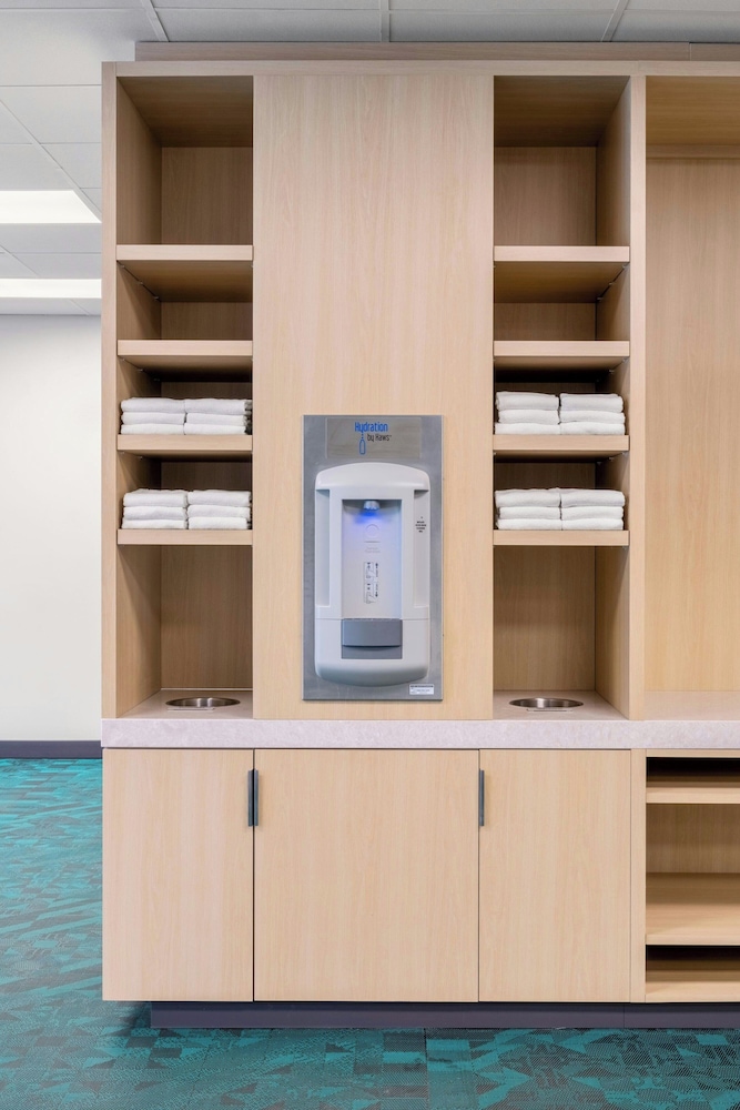TownePlace Suites by Marriott Brunswick - photo 18