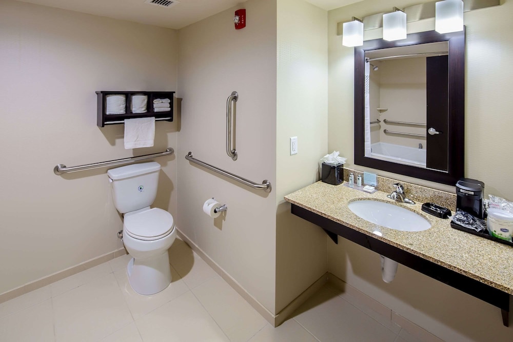 Hampton Inn Augusta Gordon Highway - photo 18