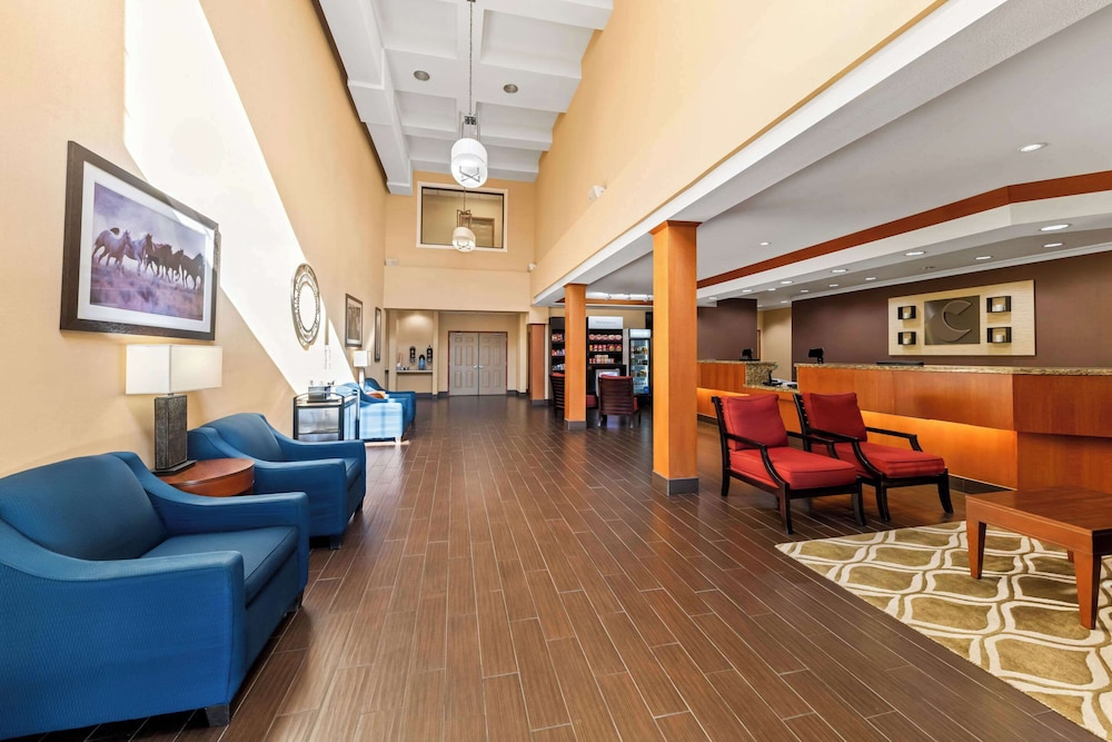 Comfort Suites Roanoke Fort Worth North - photo 3