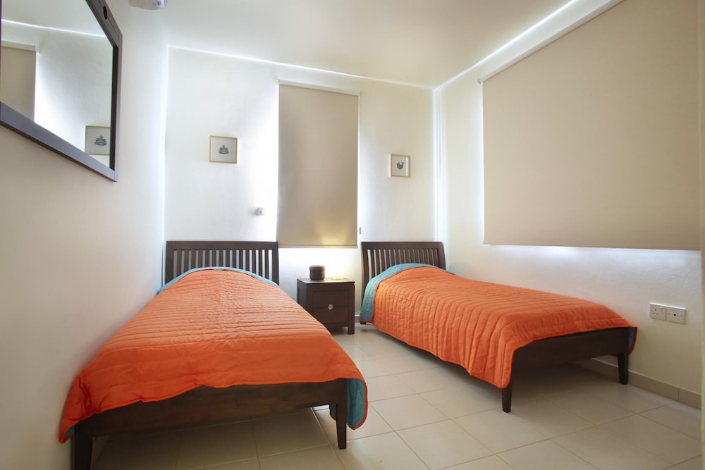 3 BR Villa Clover