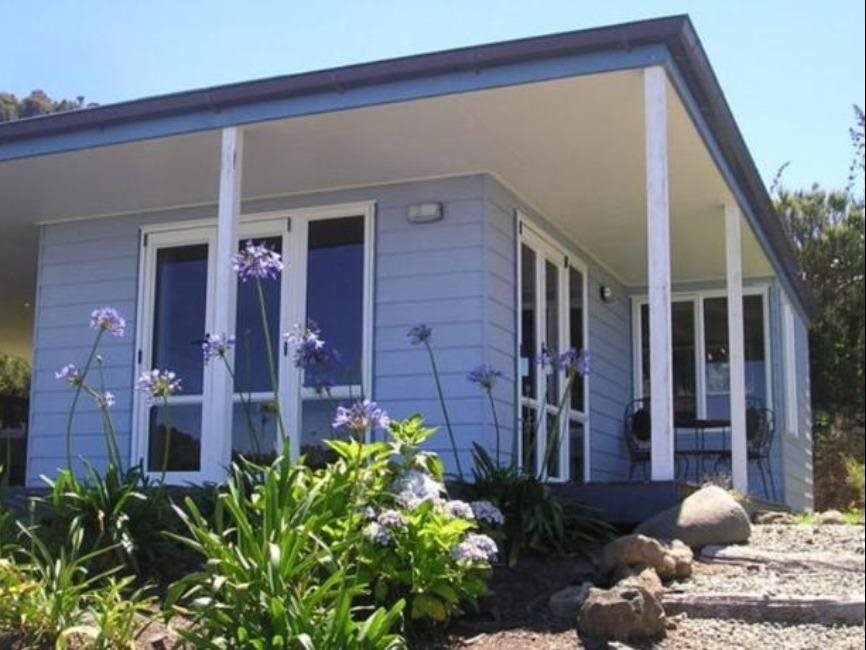 Nightingale Falls Farmstay Retreat in Thames, New Zealand