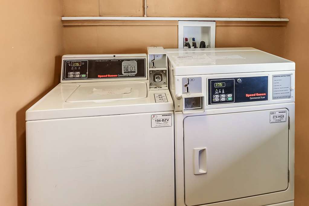 Americas Best Value Inn & Suites El Centro - photo 8