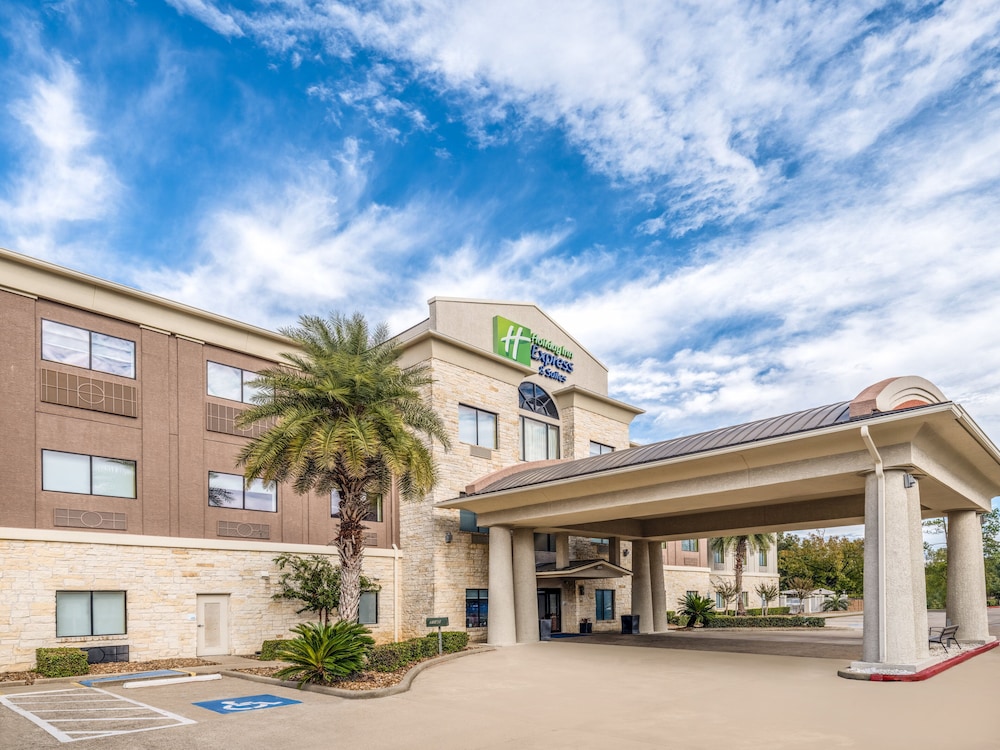 Holiday Inn Express Hotel & Suites Beaumont Nw By Ihg - photo 34