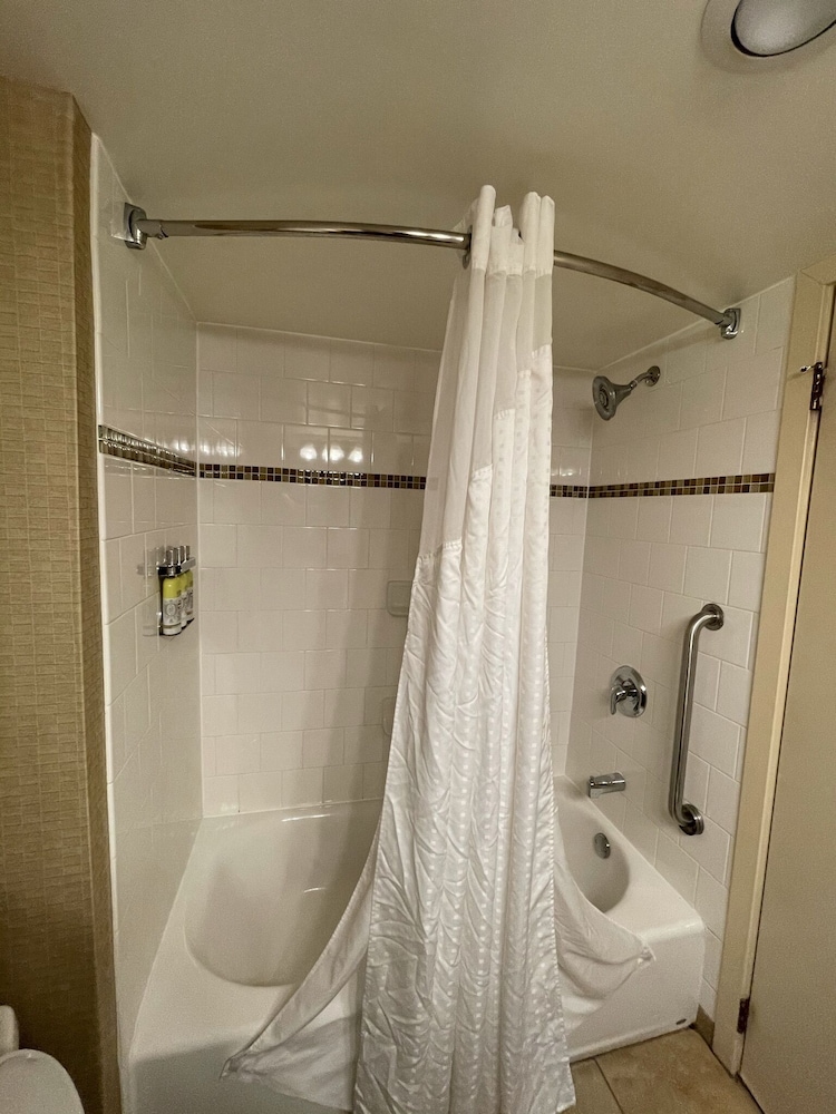 Holiday Inn Express Philadelphia Penns Landing by IHG - photo 37