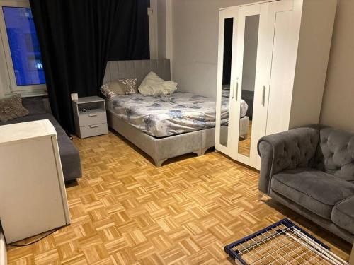 Zentral in Offenbach Am Main in Offenbach, Germany