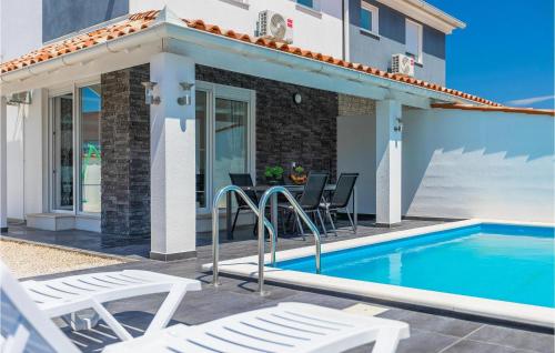 Villa Sarah Medulin — 4-Star Luxury Hotel in Medulin, Croatia