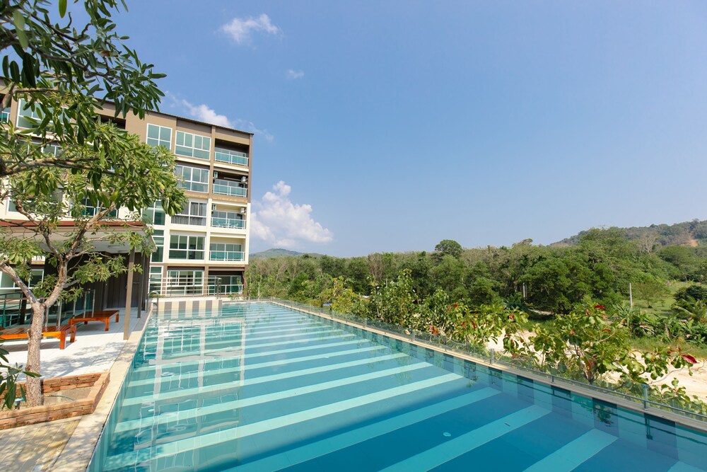 JJ Airport Phuket Condotel by O in Thalang, Thailand