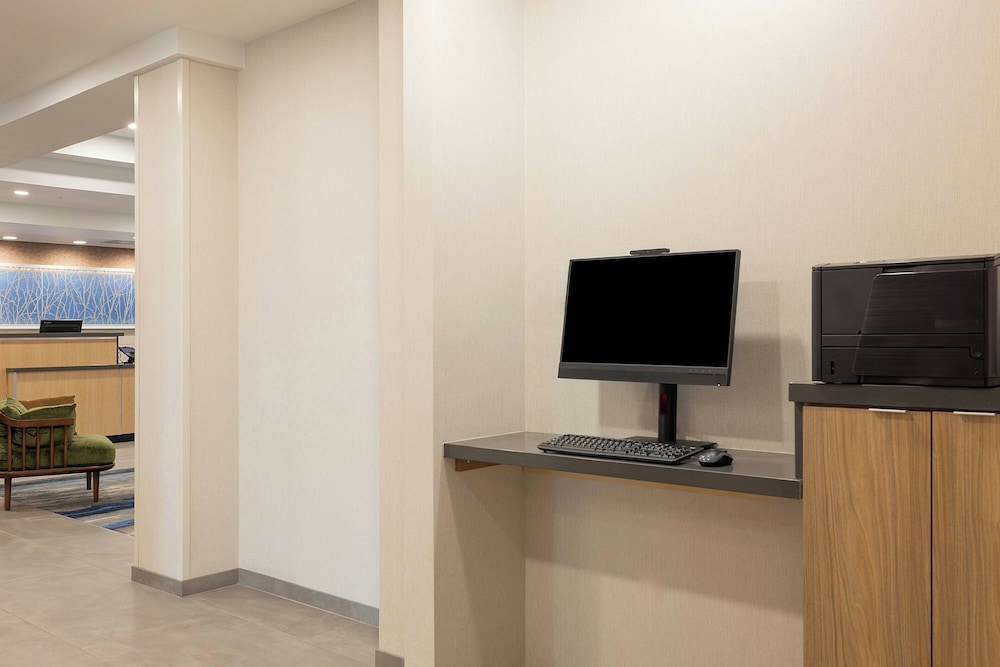 Fairfield Inn & Suites by Marriott Buffalo Airport - photo 25