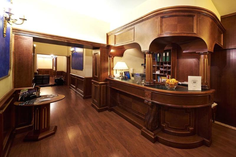 Barberini Suites - carbon neutral hotel in Rome