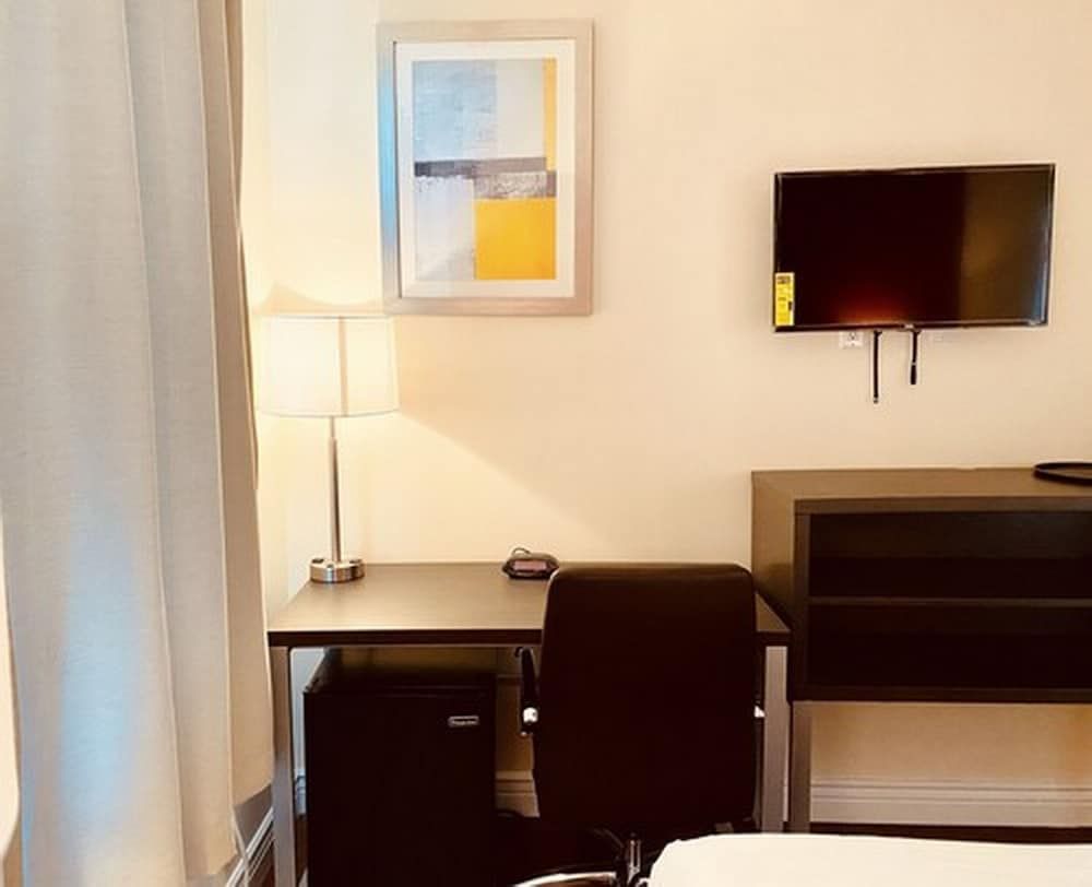 Surface Inn Brooklyn - photo 11