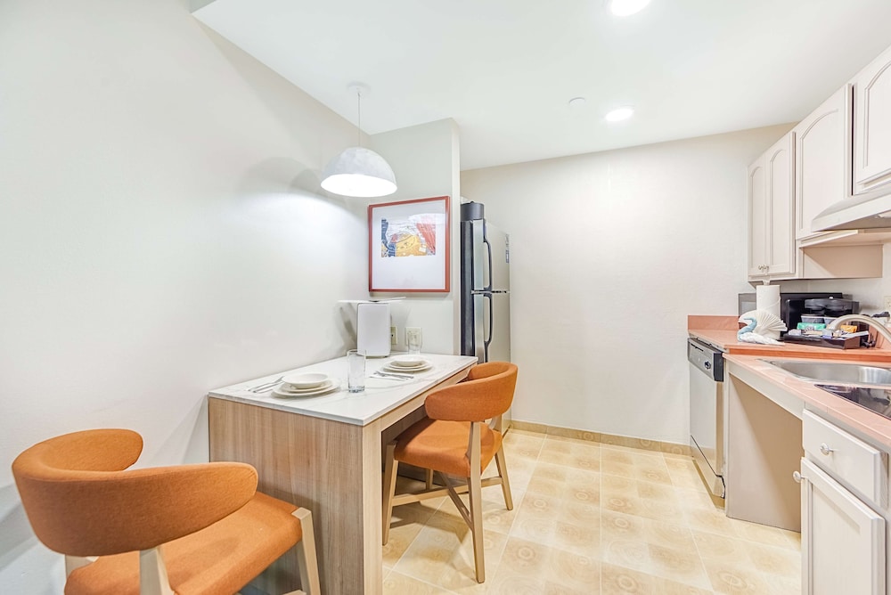 Homewood Suites by Hilton East Rutherford Meadowlands - photo 33