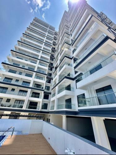 Executive living three bedroom apartment with fully equipped gym swimming pool children playing ground and amazing scenic city views