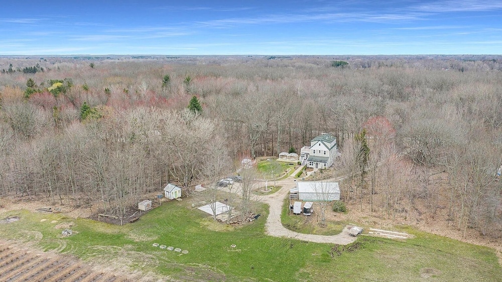 Vintage Inn at Veritas Estate - photo 24