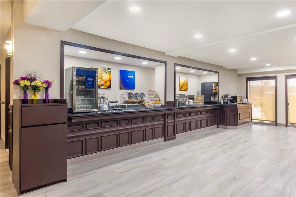 Comfort Inn Bourbonnais near I 57 - photo 42