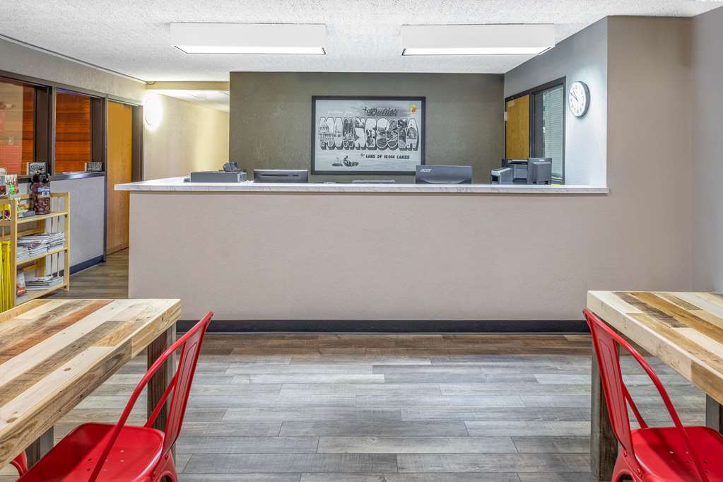 Super 8 by Wyndham Duluth - photo 6