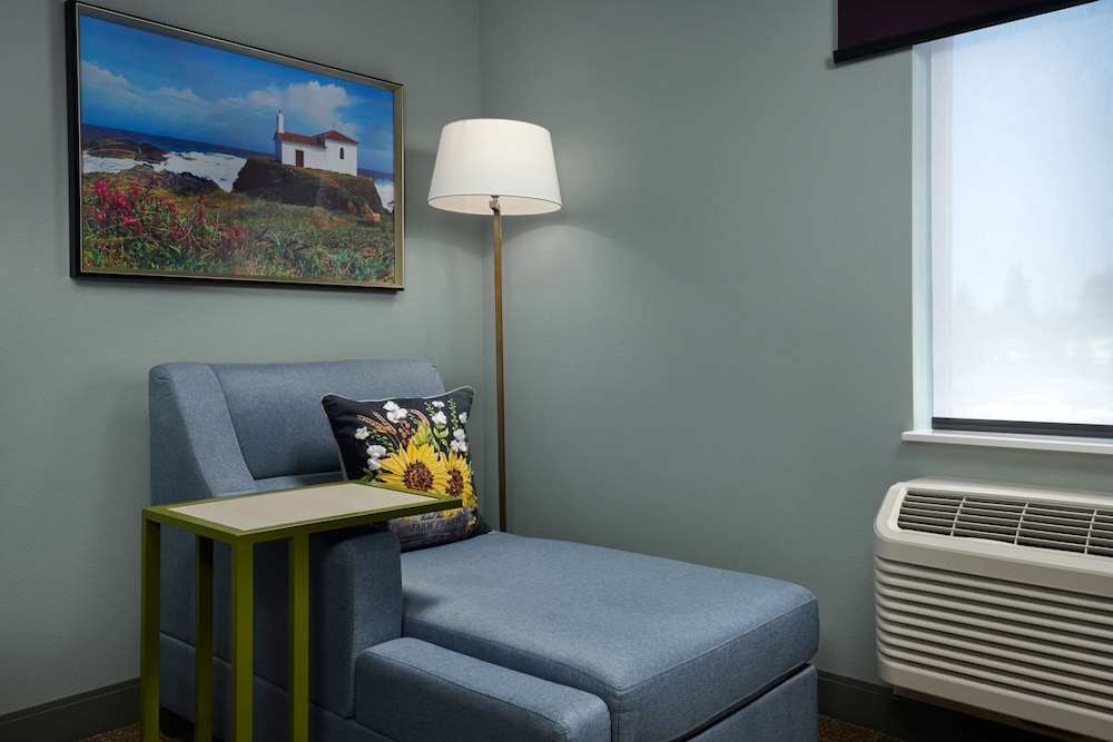 Hampton Inn Sherwood Portland - photo 15