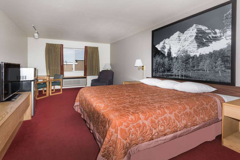 Super 8 by Wyndham Fruita - photo 6