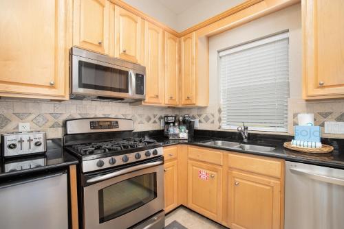 Coastal Pleasure Dbts 4792 Ocean Blvd 4Br 3.5Ba - photo 14