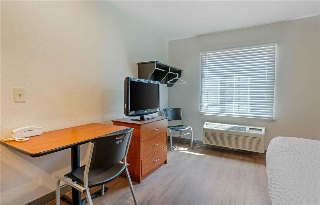 Extended Stay America Select Suites Indianapolis Lawrence - photo 7