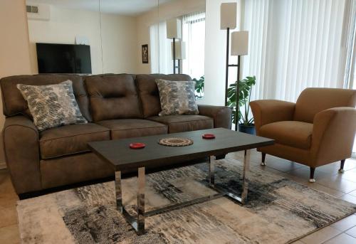 Welcome to Midtown Condo — 4-Star Luxury Hotel in Little Rock, United States